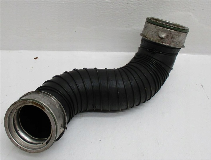 A2035280082 TUBO DEL RADIADOR MERCEDES W203 2.0 A2035280082 