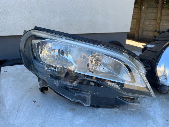 PHARE PHARES AVANT GAUCHE DROITE PEUGEOT EXPERT III CITROEN JUMPY 16- UK