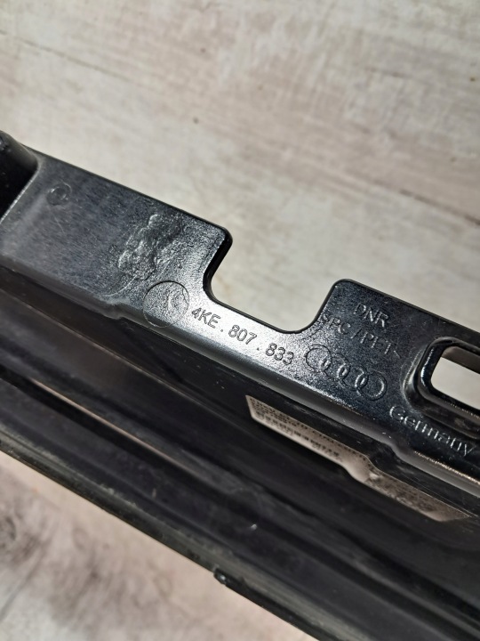 AUDI E-TRON 4KE SPOILER DOUBLURE MOULURE PARE-CHOCS ARRIÈRE ARRIÈRE 4KE807833