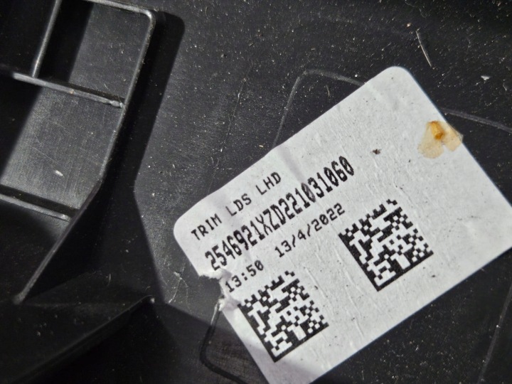 PROTECTION BOUCHON CONSOLES SOUS VOLANT 308 P5 T10 9835811580