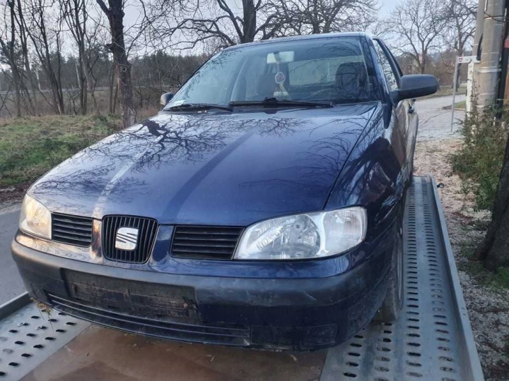 PHARE GAUCHE KAROSER SEAT IBIZA II RESTYLAGE 2001 1.4 MPI