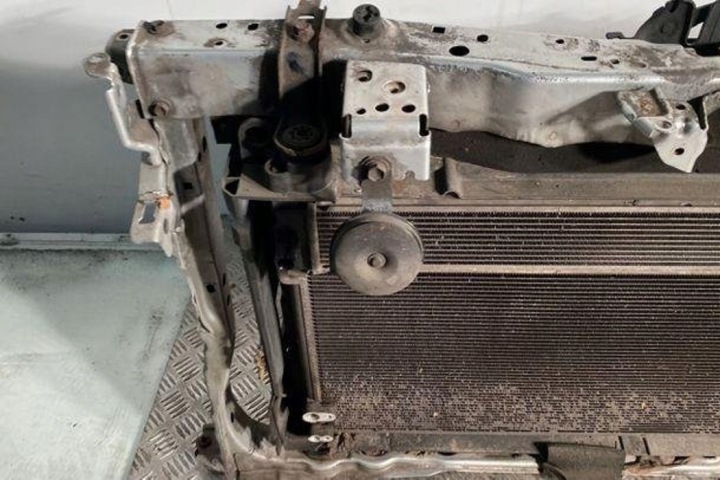 RADIATEUR CLIMATISATION BMW 1 (E87) 9229021 2.0L DIESEL 130KW 2008