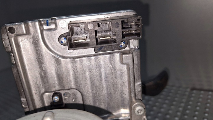 SUPPORT CAOUTCHOUC ÉLECTRIQUE 8V51-3C529-JG FORD FIESTA MK7
