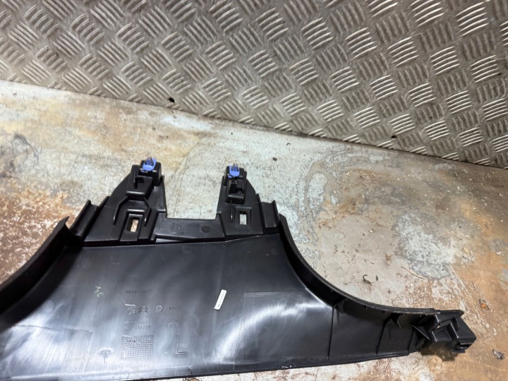 PEUGEOT 3008 5008 II MOULURE PROTECTION REVÊTEMENT MONTANTS B SEUIL GAUCHE CENTRAL
