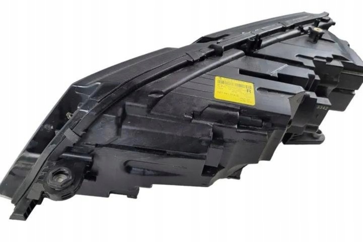 ENSEMBLE PHARE AVANT SKODA OCTAVIA III (5E3) 7P5941591AH 2.0L DIESEL