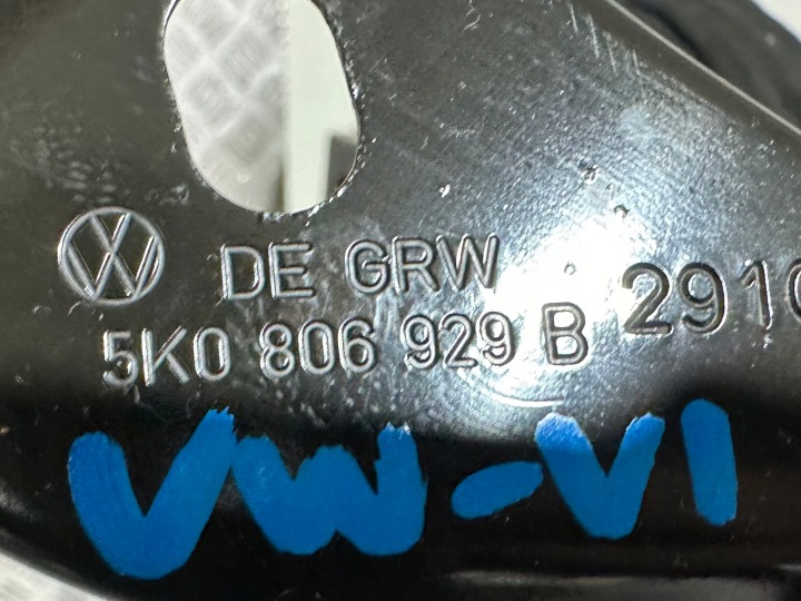 VW GOLF VI SUPPORT COURROIE GAUCHE CONDUCTEUR 5K0806929B
