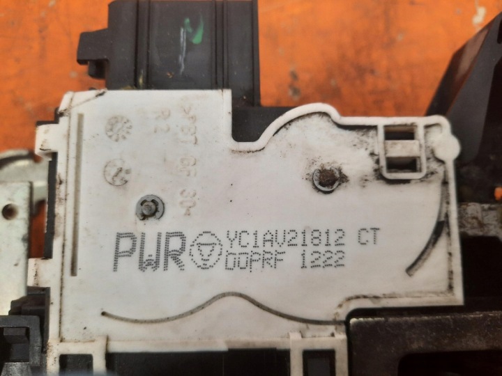 FORD TRANSIT MK7 V O6-13 LIFT SERRURE DE PORTE AVANT DROIT YC1AV21812