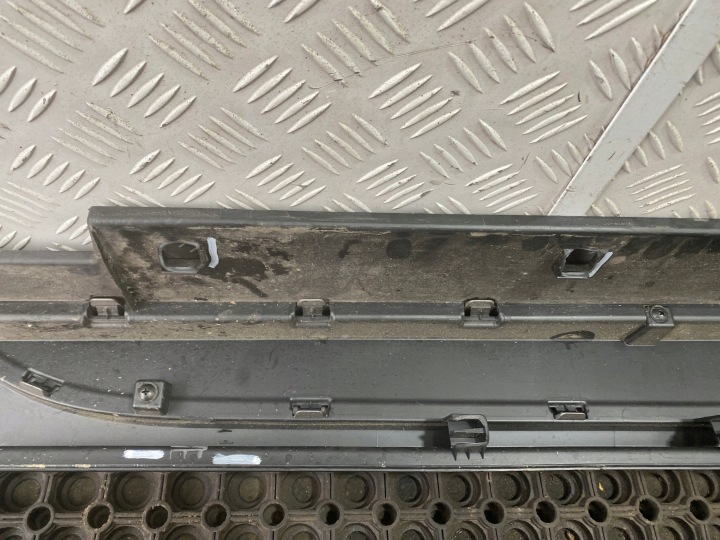 HYUNDAI TUCSON III 15-18 MOULURE SEUIL GAUCHE REVÊTEMENT 87753-D7100 LH