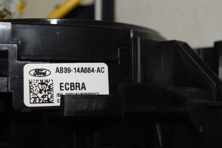 FORD KA+ PLUS MANETTE BANDE COMMUTATEUR COMPOSITE