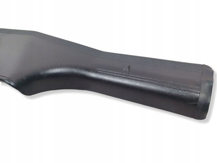PROTECTION MONTANTS D INFÉRIEURE GAUCHE CÔTÉ MERCEDES-BENZ C W202 2026800535