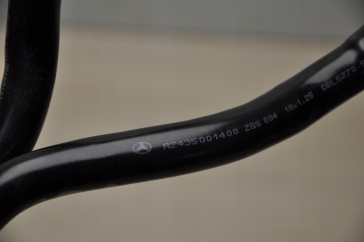 FIL FLEXIBLE RADIATEUR MERCEDES-BENZ EQA 2021 A2435001400