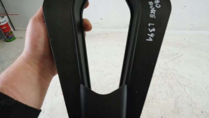 L341 KTM 1290 SUPER DUKE POIGNÉE FIXATION CHÂSSIS NUMÉROS