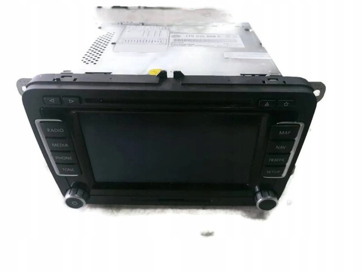 VW TIGUAN 11R RADIO NAVIGATION 1T0035680C photo 1 - milautoparts-fr.ukrlive.com