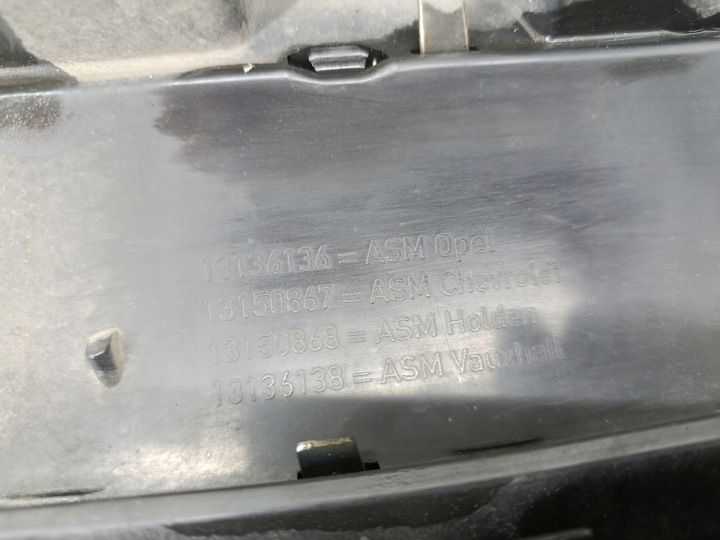 CALANDRE GRILLE CALANDRE OPEL ZAFIRA B 13136136 13157590