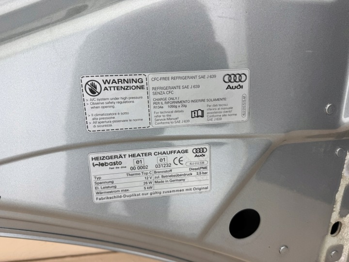 AUDI Q7I 1 05-09R CAPOT COUVERCLE MOTEUR AVANT AVANT