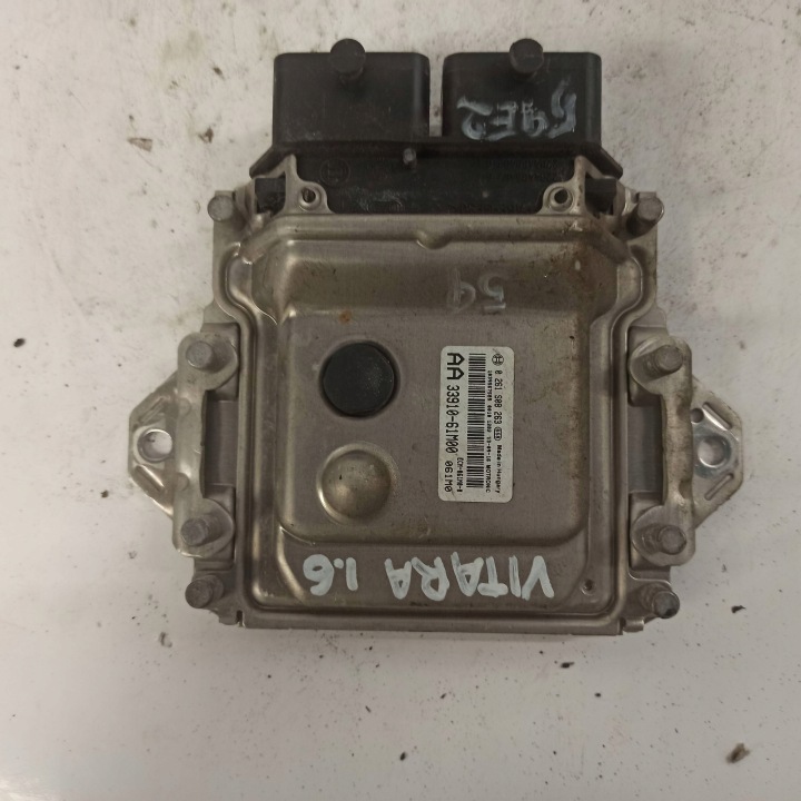 SUZUKI VITARA 1,6B CONTRÔLEUR MOTEUR 0261S08263