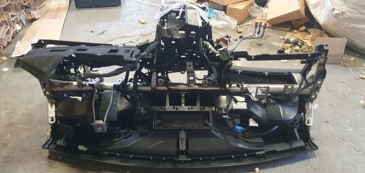 CONSOLE COCKPIT TABLEAU DE BORD COUSSIN OPEL GRANDLAND X 9814619080