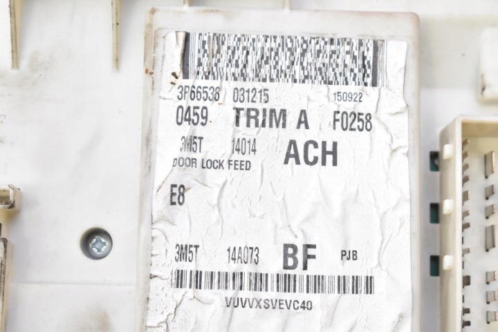 BOÎTE FUSIBLES 3M5T-14A073-BF FORD FOCUS C-MAX MK1 1.6 TDCI 109 KM