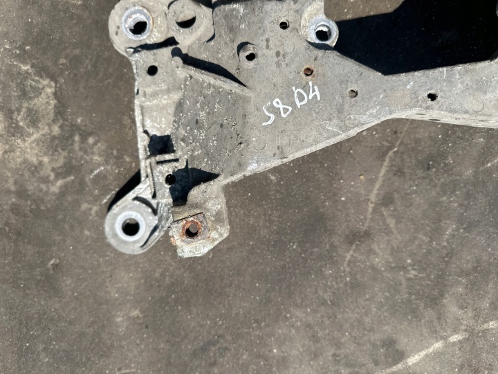 POIGNÉE SUPPORT BOÎTE DE VITESSES AUDI S8 D4 LIFT 4.0 TFSI CTF