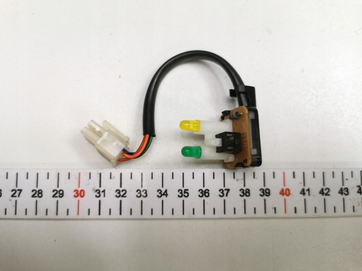 LANOS COMMUTATEUR CHAUFFAGE ARRIÈRE VITRES DAEWOO OE 759254