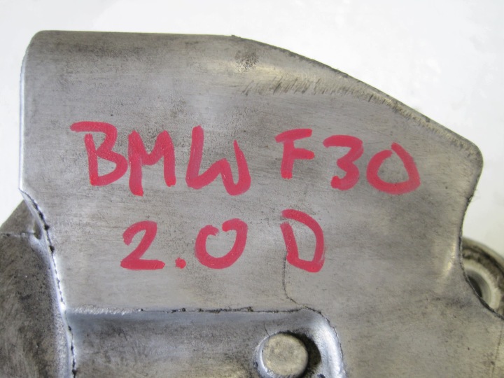 POIGNÉE SUPPORT FIXATION POMPES CLIMATISATION BMW 3 F30 F31 2.0 D 8506863