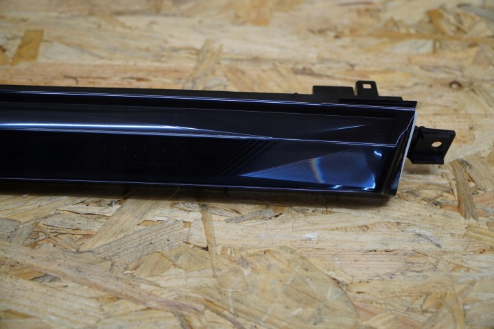 PANNEAU TACTILE COMMUTATEUR CENTRAL VERRE 5B33AC2 BMW 5 G60 I5 24R BONNES CONDITIONS 23-