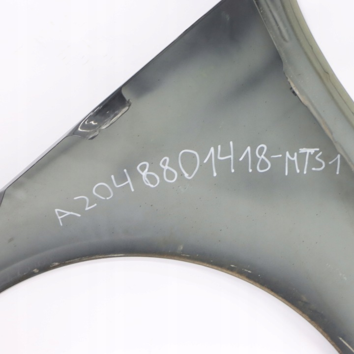 MERCEDES W204 AILE DROIT AVANT AILE NOIR A2048801418