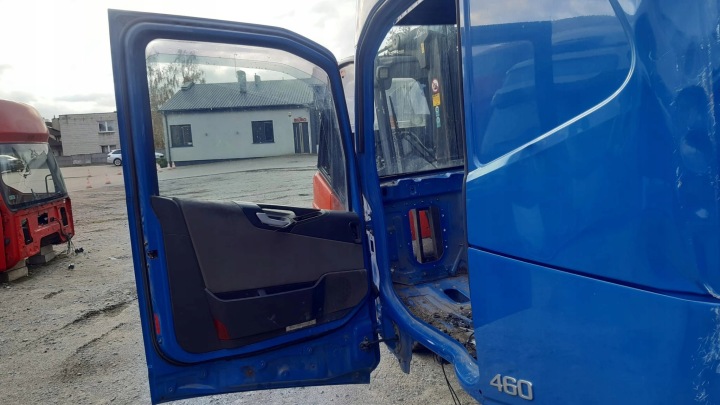 PORTES VOLVO FH4 GAUCHE