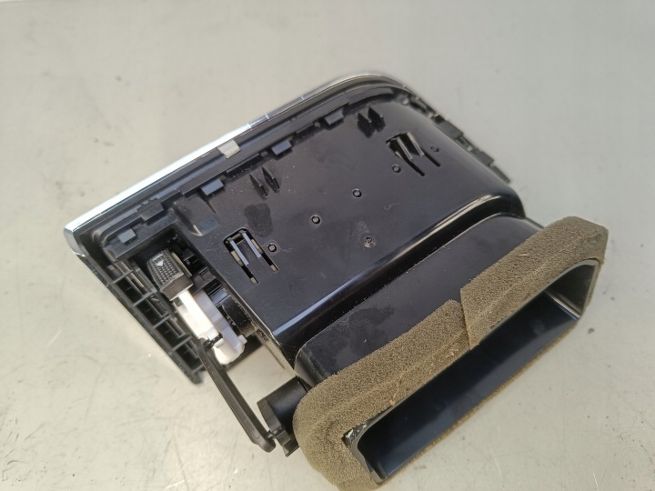 GRILLE CONDUIT D'AIR SKODA OCTAVIA 3 III GAUCHE VENTILATION 5E0819701A