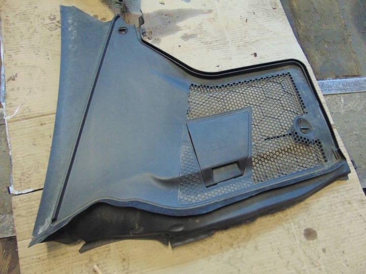 DOUBLURE DE PASSAGE DE ROUE DROIT GAUCHE ENSEMBLE MERCEDES C CLASSE W205 EUROPE