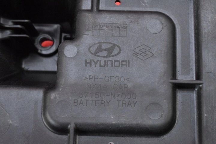 SUPPORT BATTERIE 37150-N7000 KIA SPORTAGE 5 V 1.6 T-GDI 150 KM 21-25