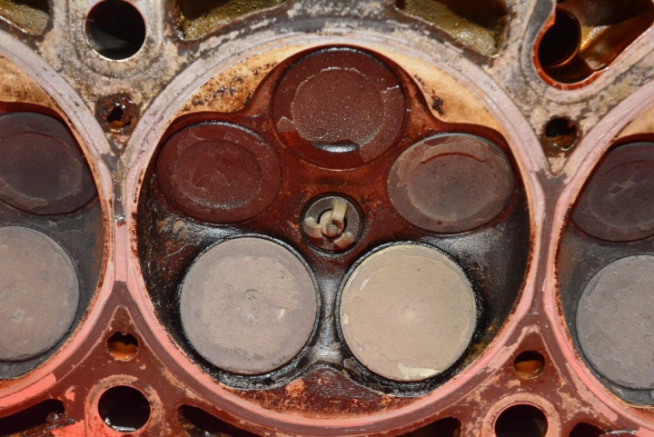 CULASSE MOTEUR 06B103373AM AUDI A4 B6 2.0 20V 130 KM 00-05