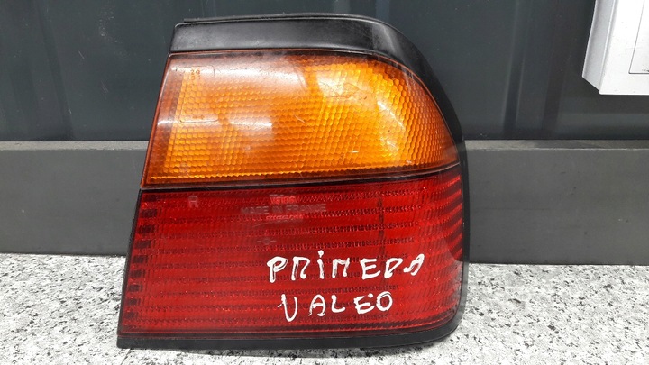 FARO DERECHA PARTE TRASERA NISSAN PRIMERA P10 EUROPA 