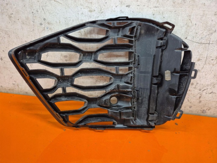 AUDI A3 8Y RS3 21- GRILLE PARE-CHOCS AVANT GAUCHE AVANT 8Y0807681F