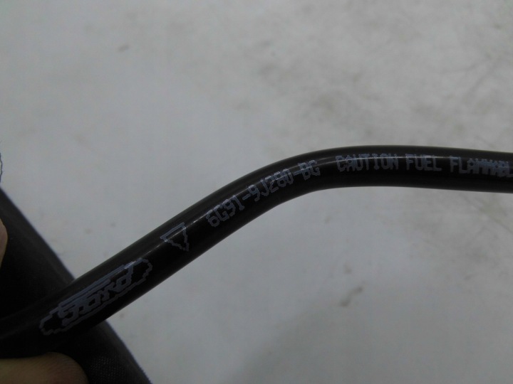 FIL COMBUSTIBLE MONDEO MK4 S-MAX /GAL 2,0 ESSENCE