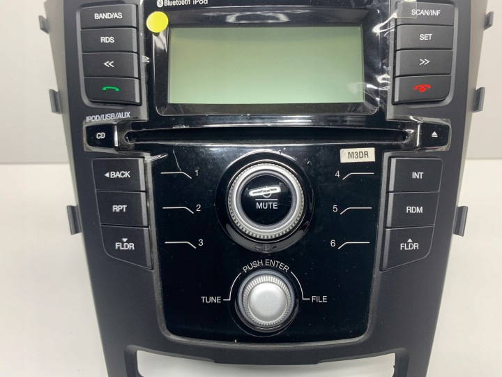 SSANGYONG KORANDO III 3 LIFT RADIO CD PANNEAU AUTORADIO 10R041036