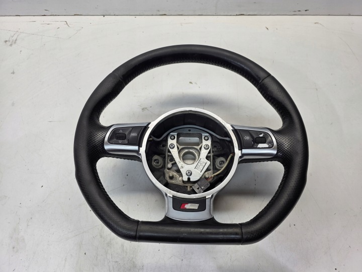 VOLANT CUIR MATELASSÉE SCIETA AUDI A3 8P A4 B7 TT 8J 8J0419091J ENSEMBLE