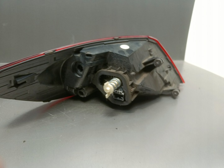 VW PASSAT CC LIFT 12-16R PHARE DROITE ARRIÈRE ARRIÈRE 3C8945208T