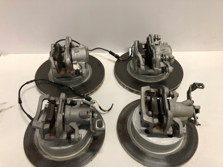 DISQUES PLAQUETTES ÉTRIERS AVANT ARRIÈRE MINI F55 F56 F57 6866297 6799383