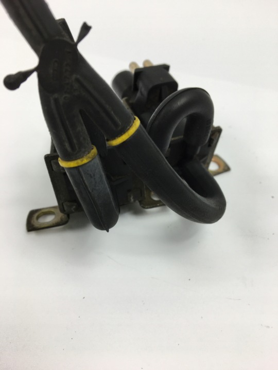 ÉLECTROVANNE SOUPAPE MERCEDES W126 SE SEL SEC SL R107 0015407097 72107100