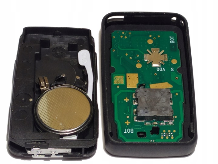 CLÉ VOLVO 433.92 MHZ 8A (TIRIS DST AES CMIIT FCC ID YGOHUF8432