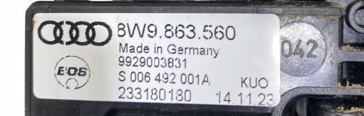 AUDI A4 S4 B9 8W PETIT MOTEUR RIDEAUX 8W9863560