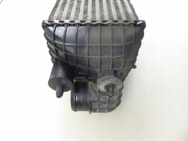 ÉCHANGEUR AIR-AIR CITROEN C4 GRAND PICASSO I 2.0 HDI 9673015780