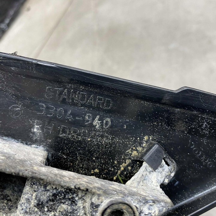RÉTROVISEUR DROIT EXTÉRIEUR ANGLAIS 12-PIN V60 I S60 II