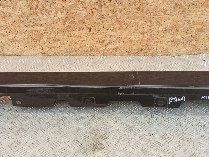 BMW OE 8495041 2' G42 SEUIL MOULURE SEUIL GAUCHE