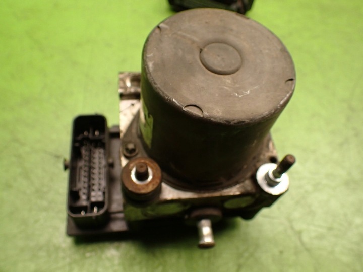 POMPE ABS PEUGEOT BOXER II 2.2 HDI 09R 0265800717; 0265232112 51804596;