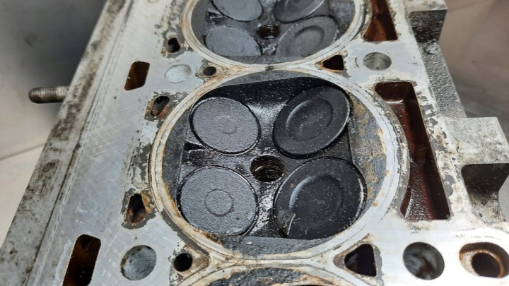 CULASSE MOTEUR 7700600552F RENAULT MEGANE I 1.6B