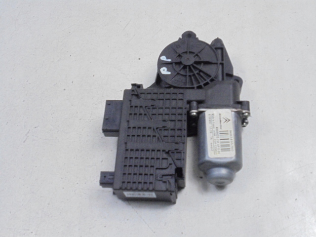 CITROEN C4 PICASSO I PETIT MOTEUR ÉLÉVATEUR VITRES AVANT DROIT 400962D