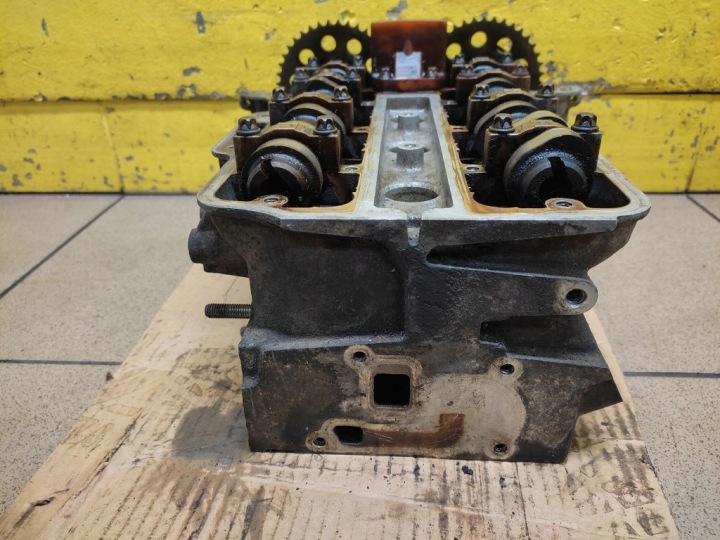 OPEL CORSA C 1.0 CULASSE MOTEUR 55351330