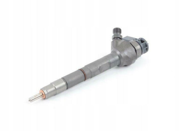 VOLKSWAGEN PASSAT B8 INJECTOR UNIT 03L130277R